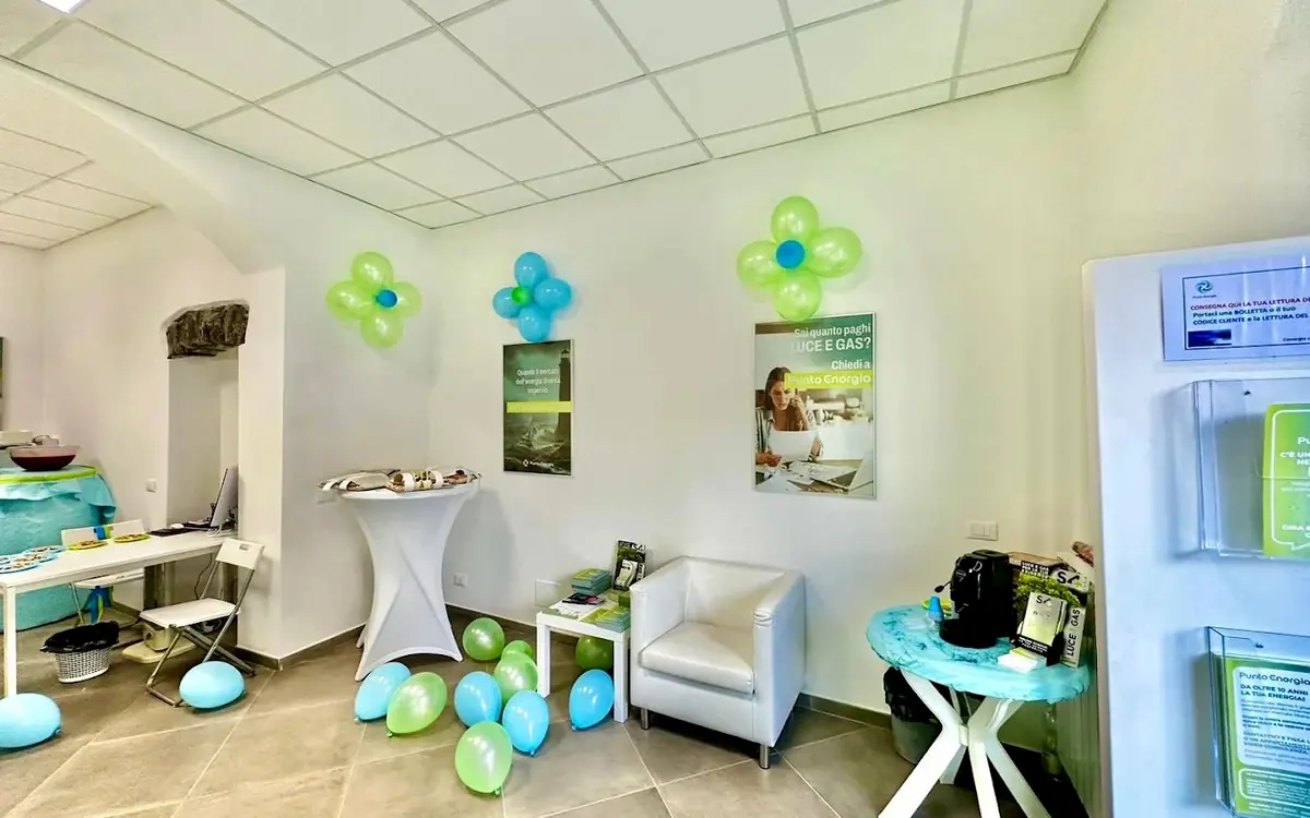 Interno della sede Punto Energia a Torriglia
